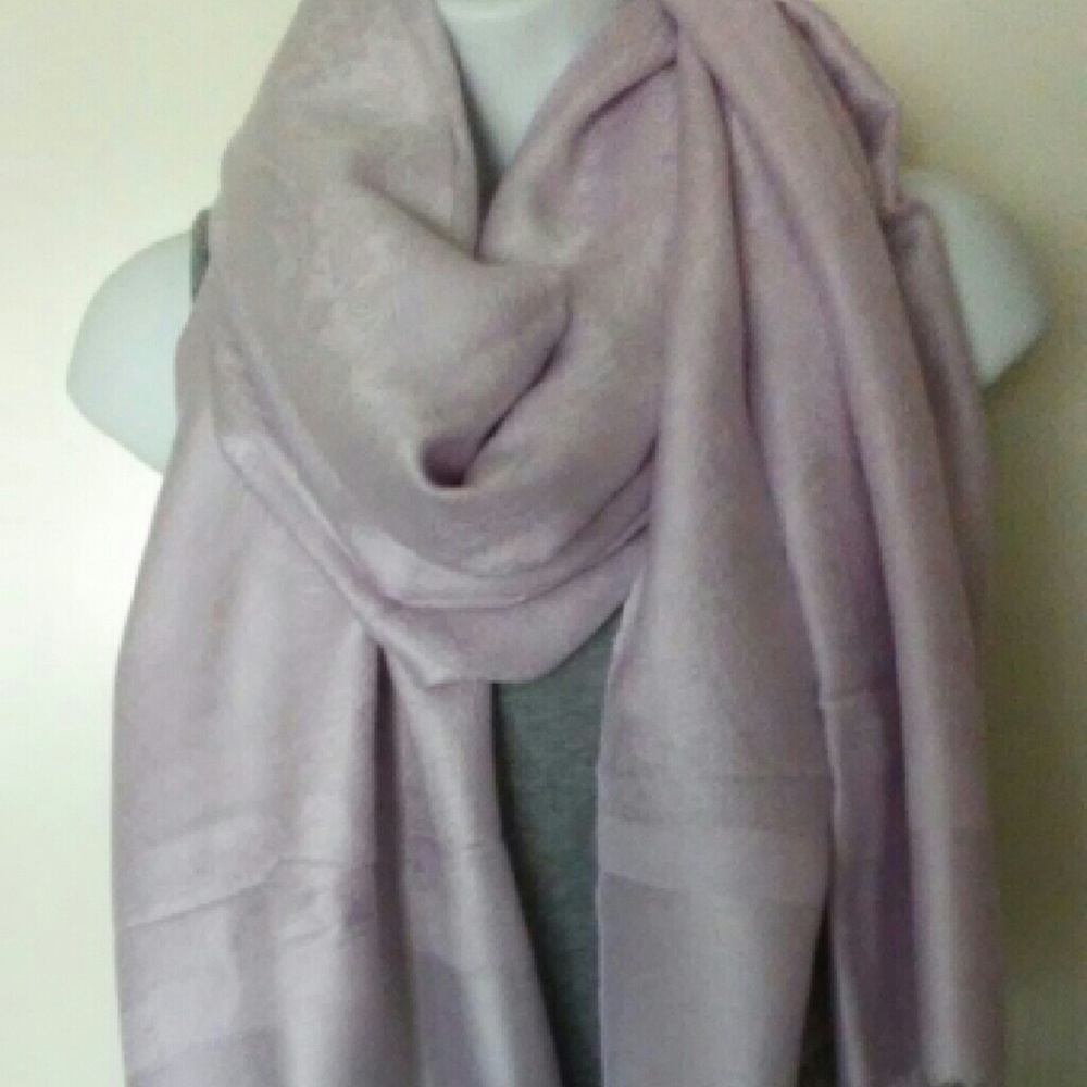 Nicole Marciano Scarf
