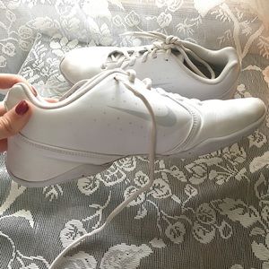 Like New Nike Cheer Shoes