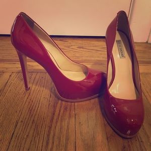Kelsi Dagger Red Linzy Pumps