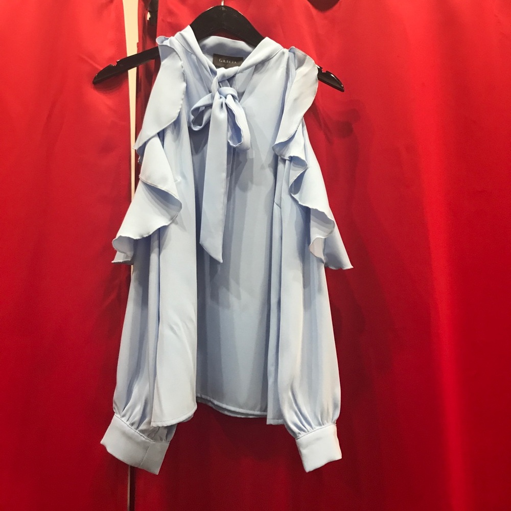 Cold shoulder blue blouse