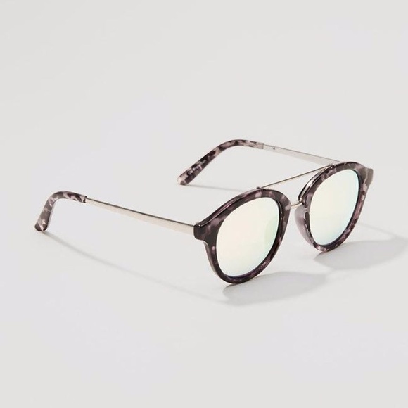 LOFT Accessories - Bar Sunglasses