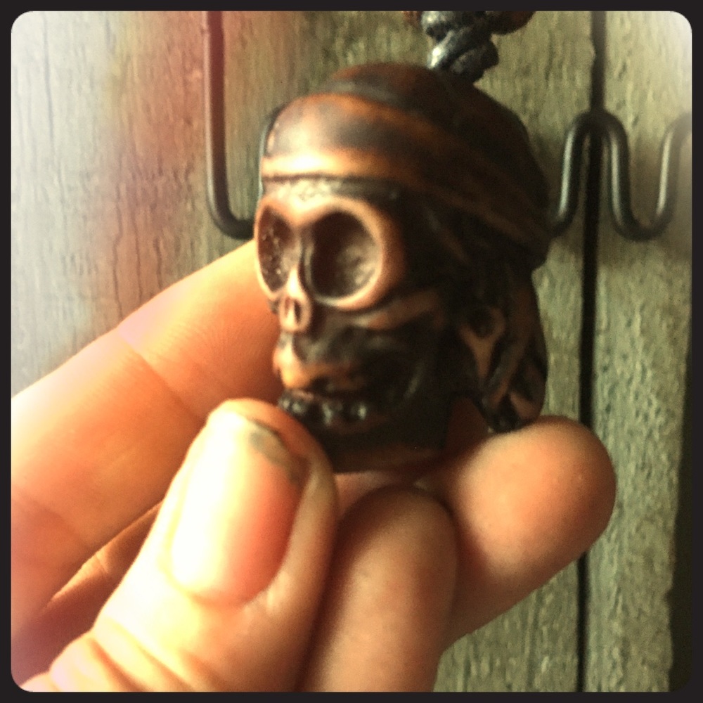 PirateSkull BoneYak &Resin Talisman necklace.adj.