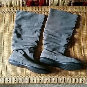 *FINAL PRICE* Expression Grey Flat Suede Boots