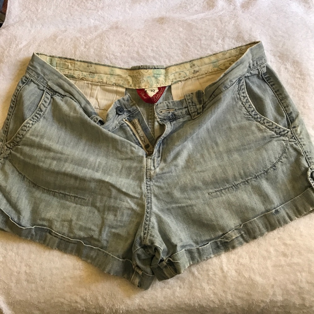 Lucky Brand ☘️ jean shorts