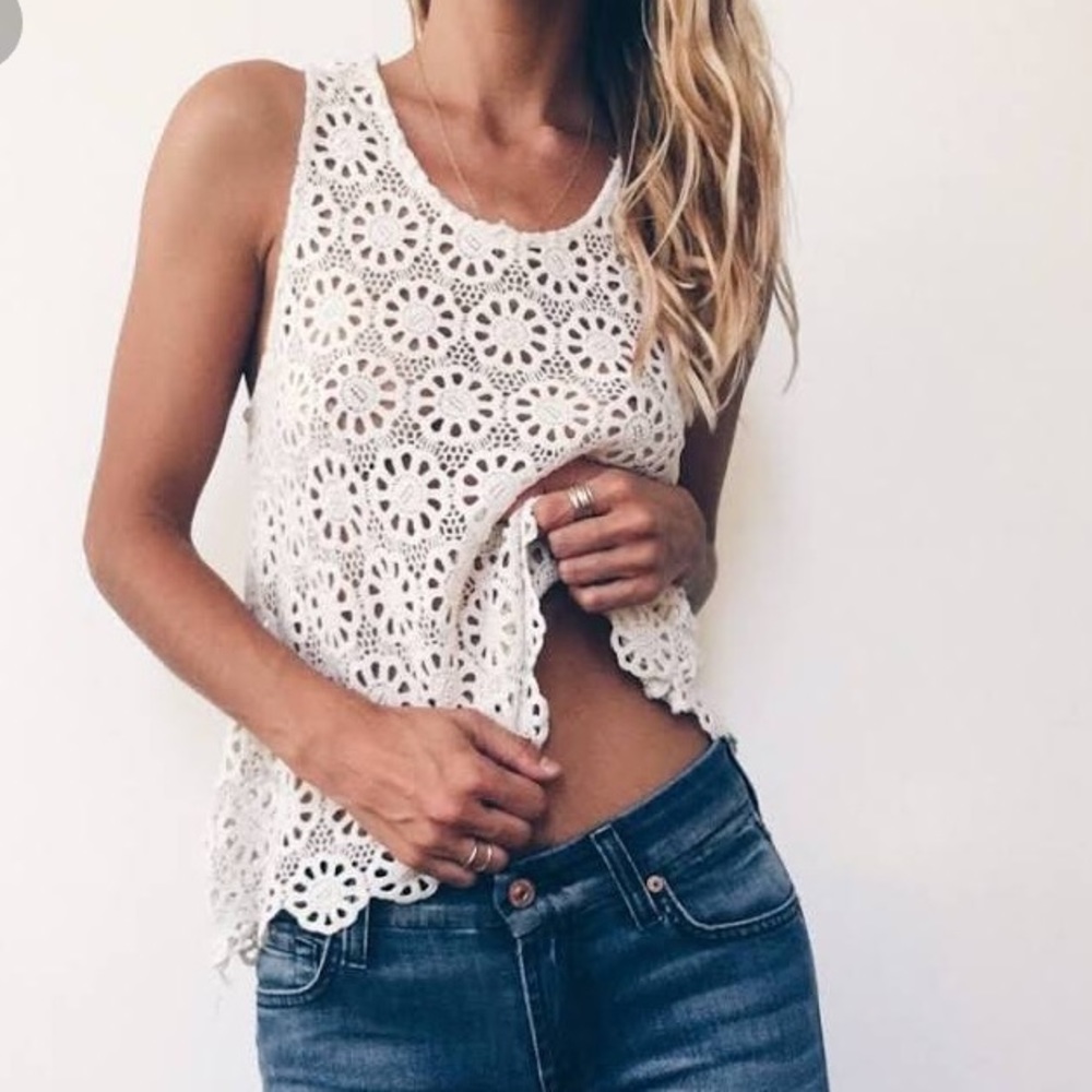 Floral crochet tank top!