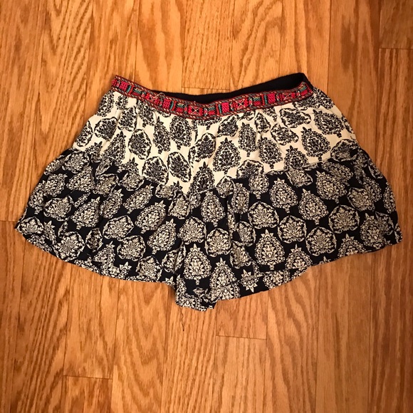 PacSun Pants - NWT Pacsun Flowy Shorts