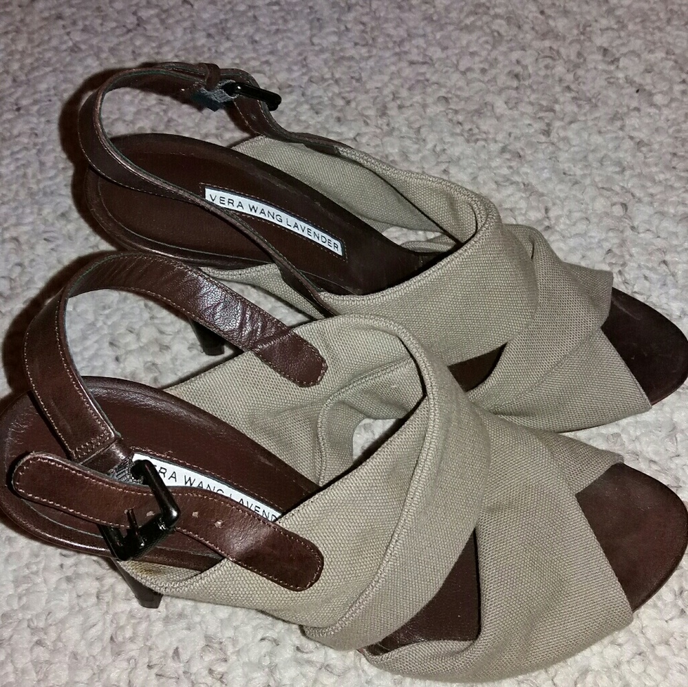Shoes - Picture 4 of 6