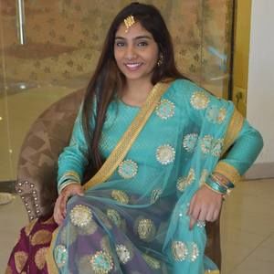 Meet your Posher, Jasleen