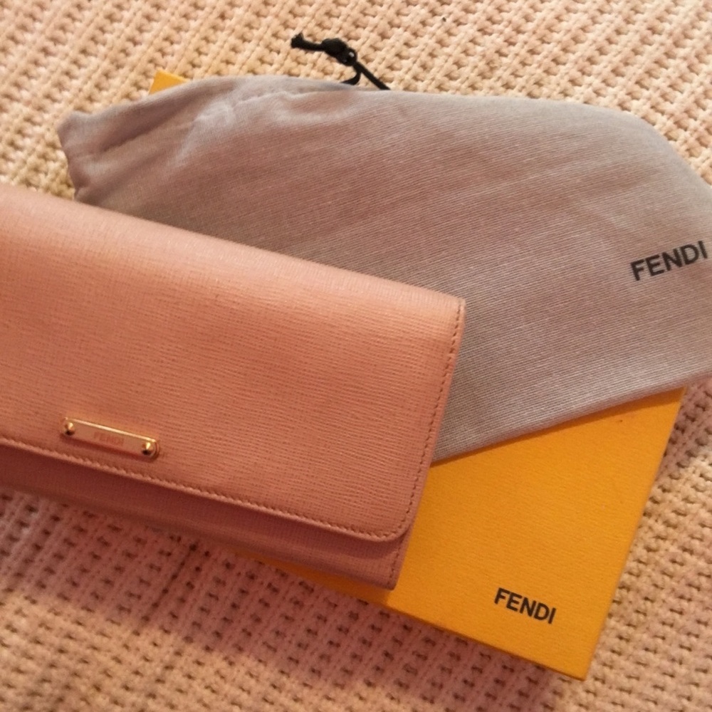 Authentic Fendi Wallet in Blush Leather