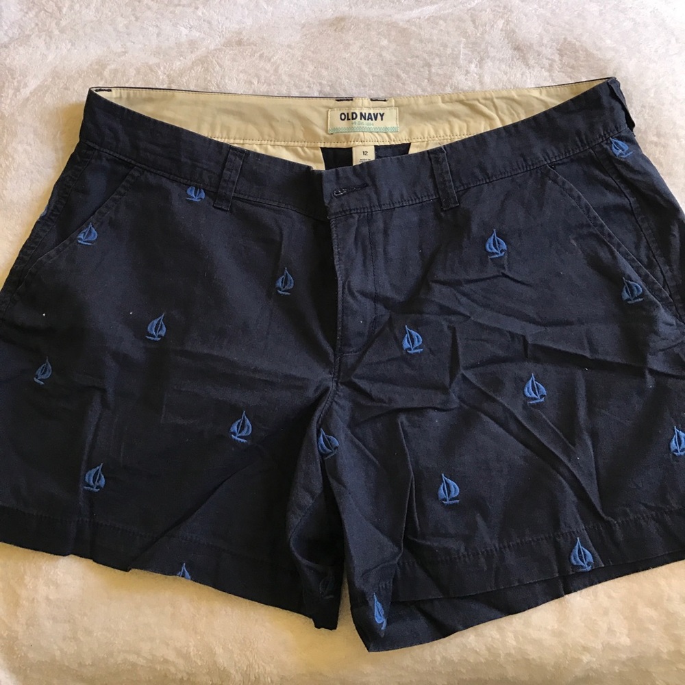 Super cute navy blue shorts