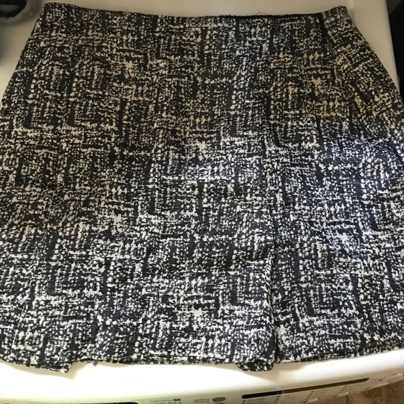 Joie Tabby Skirt - Picture 2 of 3