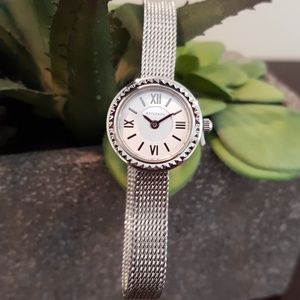 Silpada mesh band watch.