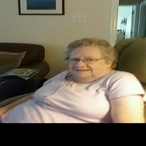 Meet your Posher, Elaine