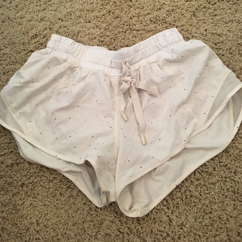 Lululemon hotty hot short