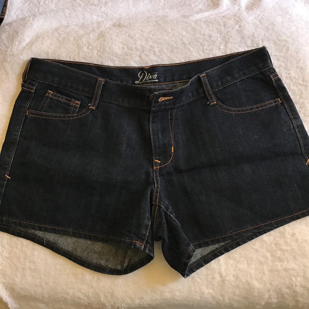 Like new jean shorts