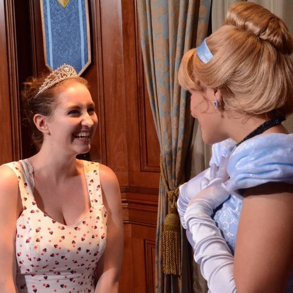 Meet your Posher, Liz - Picture 1 of 1