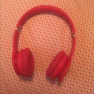 Beats solo HD wired