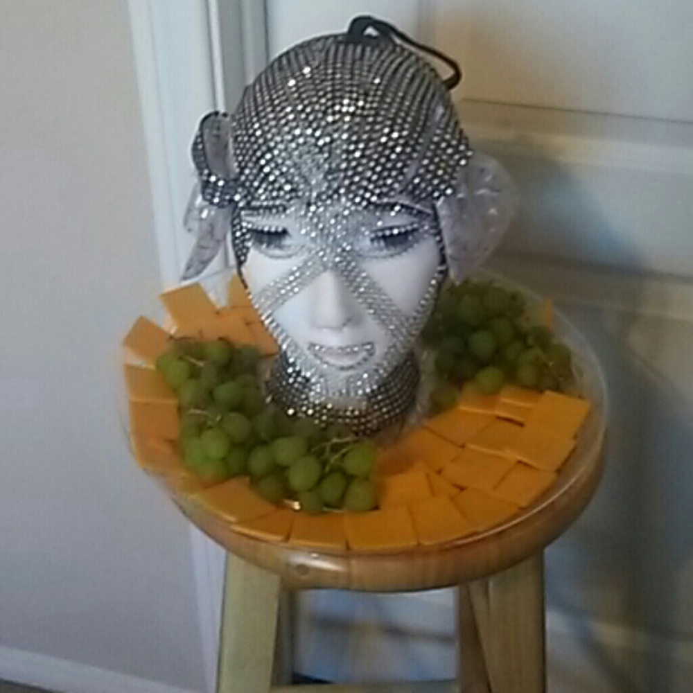 Platter party. Heads