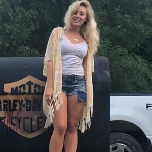 Beautiful Kimono with Fringe Detailing.