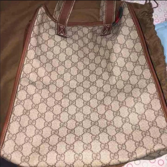 Gucci Shopper Tote..PRICE NEGOTIABLE - Picture 4 of 4