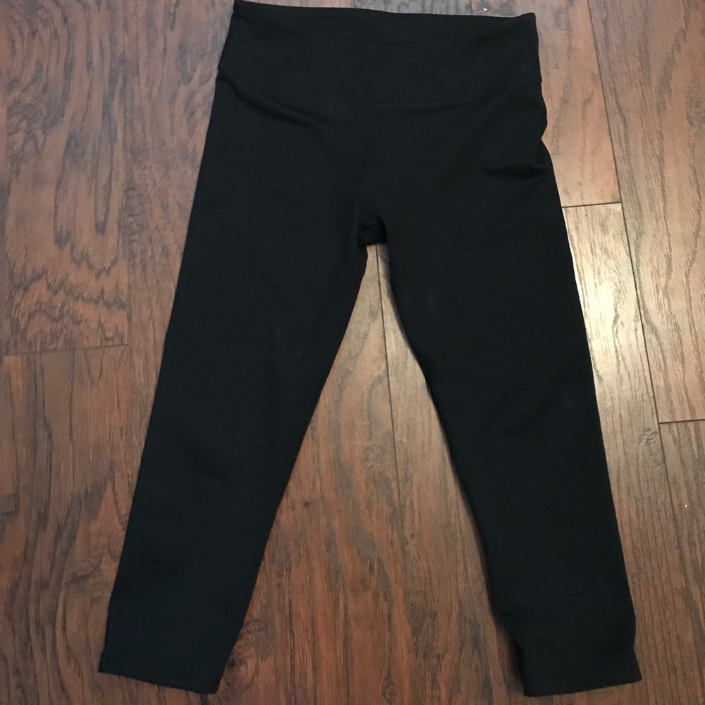 Fabletics Black Salar Capri