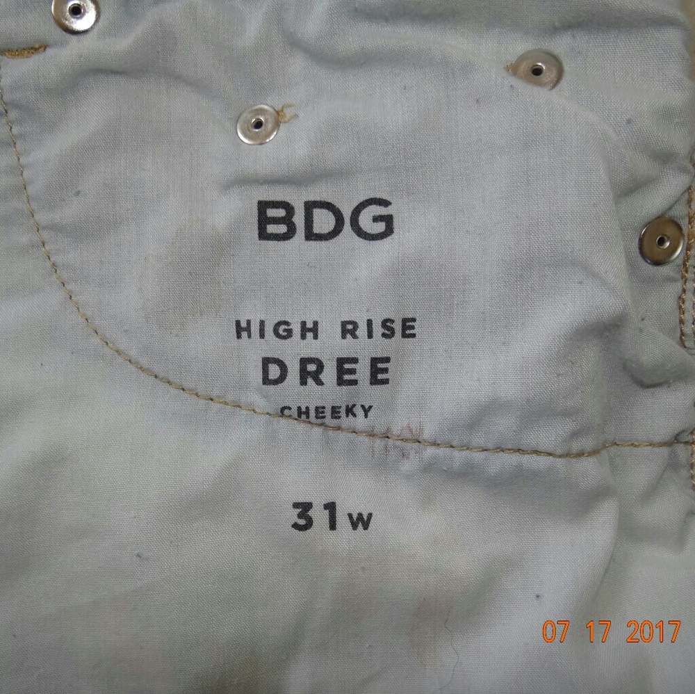 BDG Blue Dyed Shorts - Picture 4 of 5