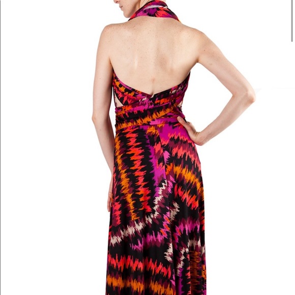 Donating 9/9/17Von Vonni Transformer Dress - Picture 2 of 4