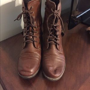 Brown combat boots!