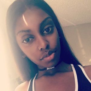 Meet your Posher, Latera