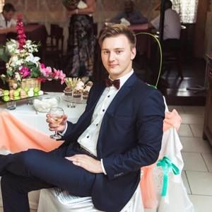 Meet your Posher, Eric