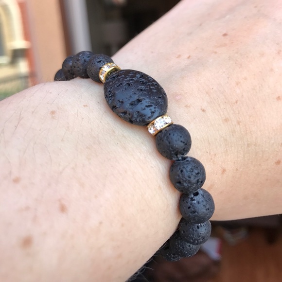 Black Lava Rock beaded stretch Bracelet - Picture 8 of 10