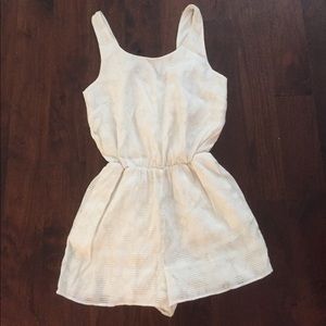 🛒 🛍 Forever 21 Romper