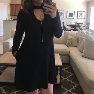 SOCIALITE keyhole dress