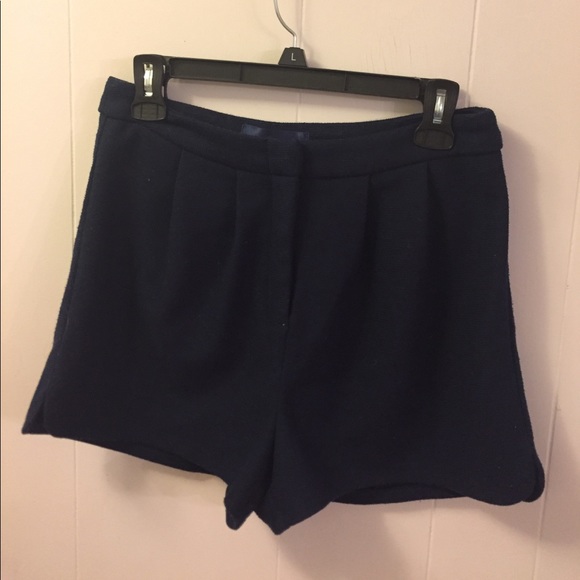 Navy high waisted shorts - Picture 1 of 4