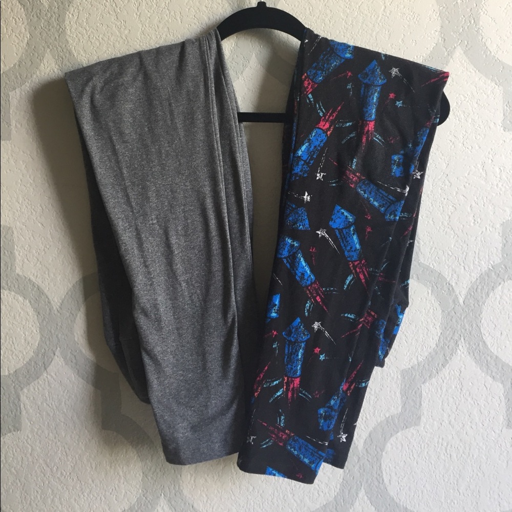 Lot of two one-size leggings