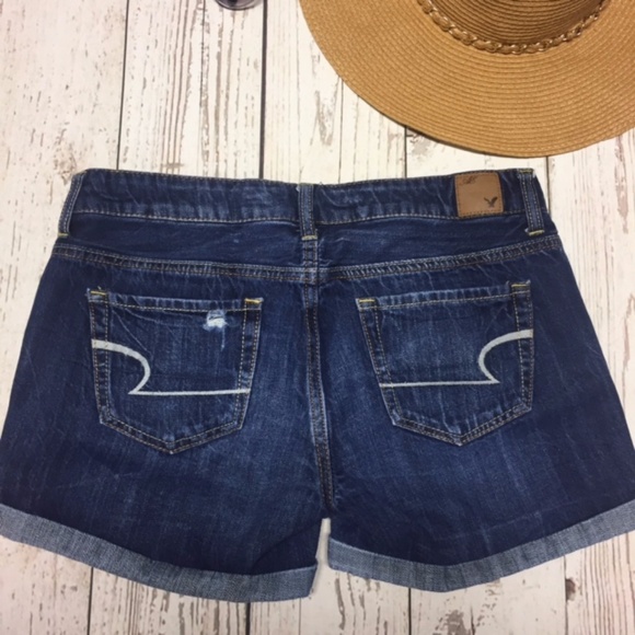 AEO Distressed Jean Shorts - Picture 2 of 4