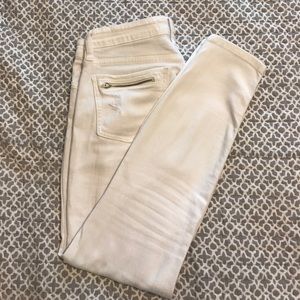 Francesca's Eunina White Distressed Skinny Jeans