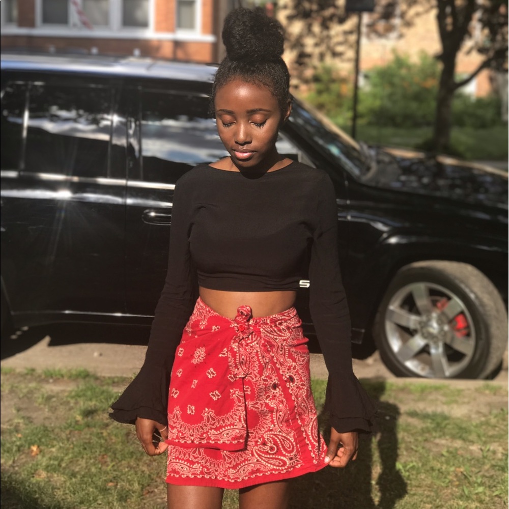 Meet your Posher, Akili