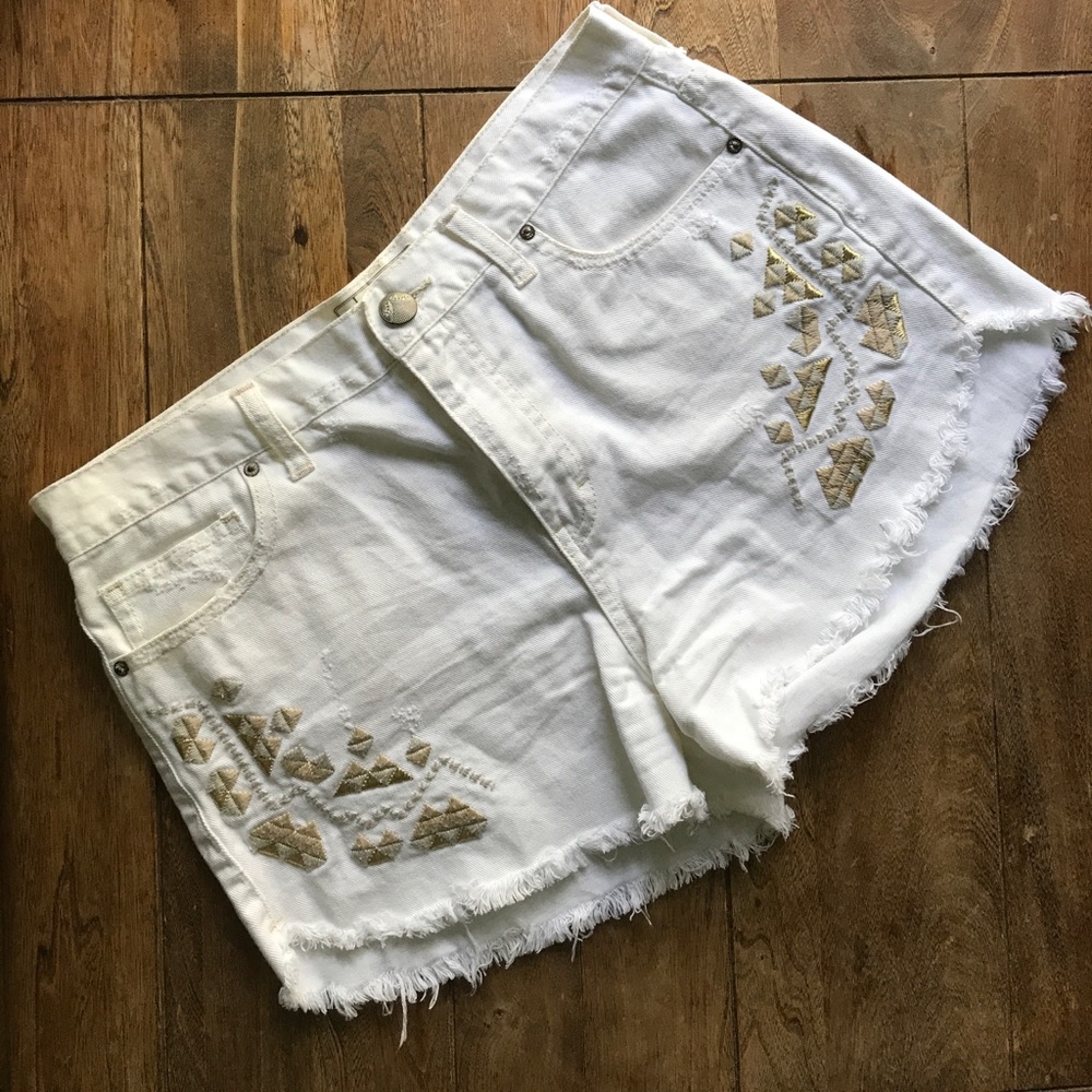 Free People white shorts