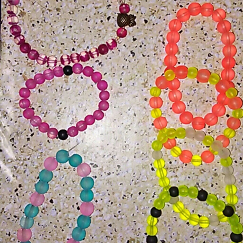 Handmade randomized bracelets - Picture 4 of 4