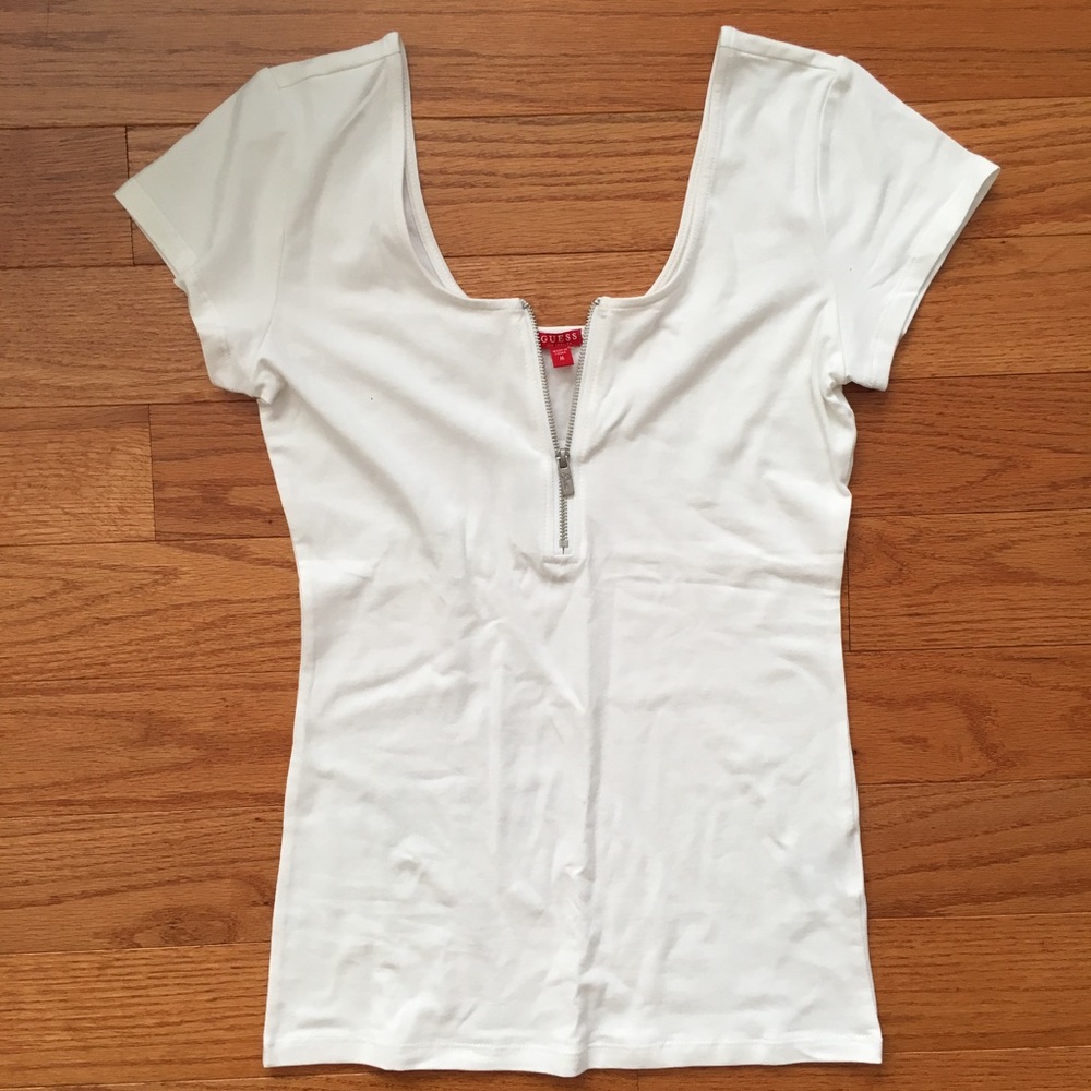Guess lily zip top teeshirt