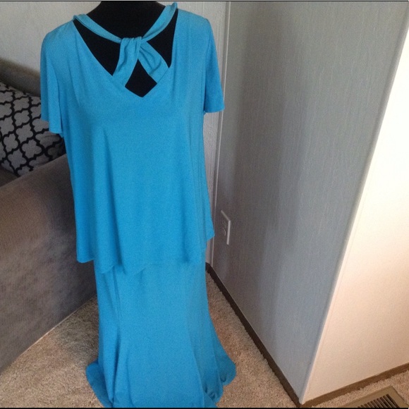 ANTTHONY ORIGINAL Dresses & Skirts - Top & Skirt Set ANTTHONY ORIGINAL Dresses & Skirts - Top & Skirt Set