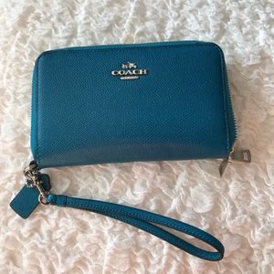 Coach wallet w/ strap