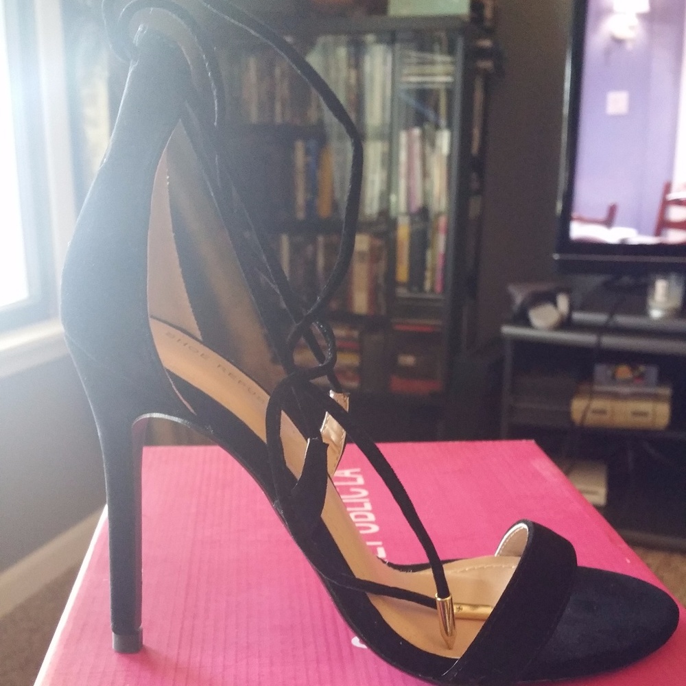 lace up heels