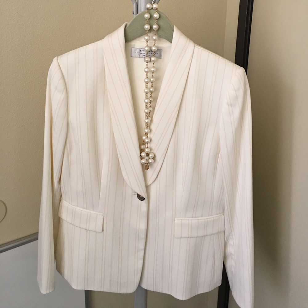 TAHARI STRIPED OFF WHITE JACKET
