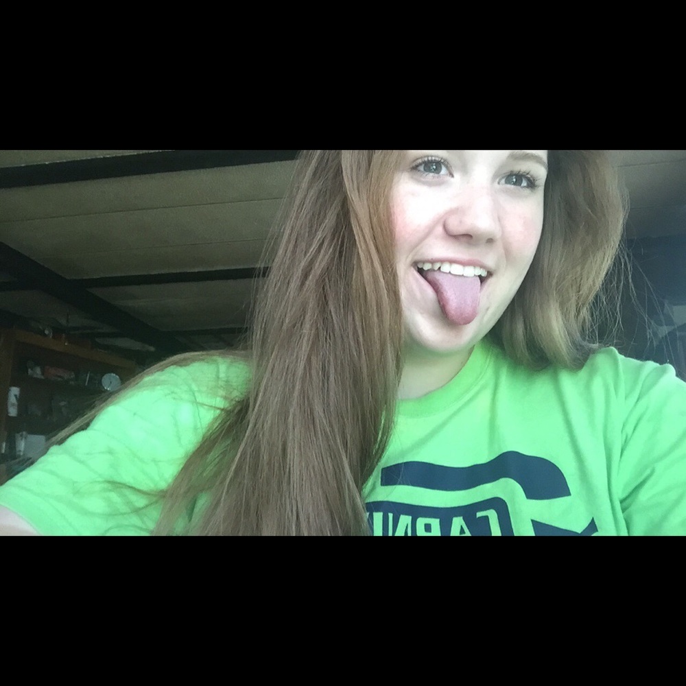 Meet your Posher, Ashley