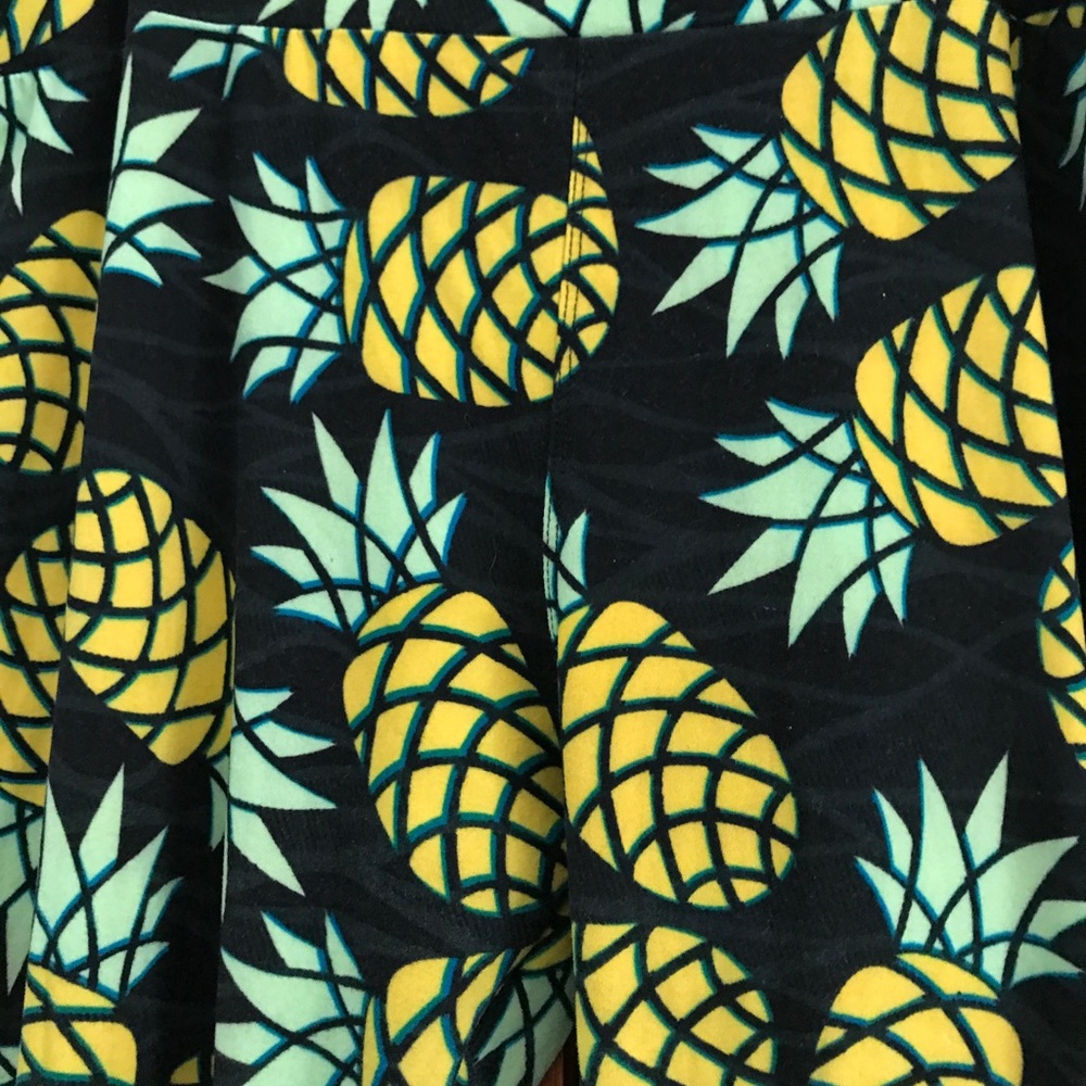 Lularoe pineapple leggings