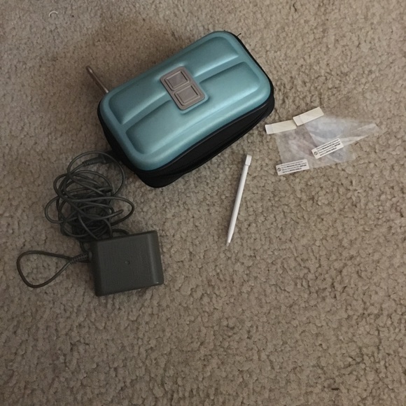 Nintendo DS Lite Blue & Black - Picture 3 of 4