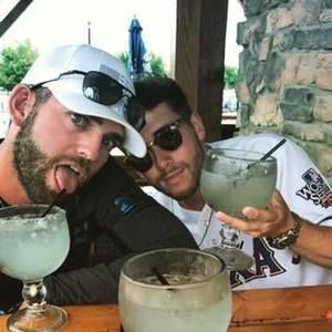 Meet your Posher, Dakota