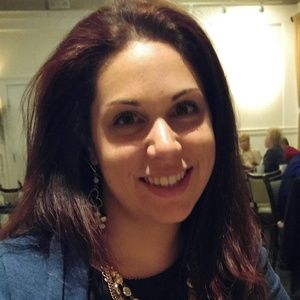 Meet your Posher, Christine